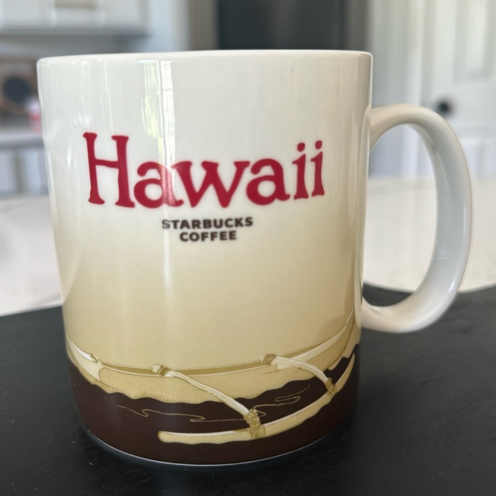 Starbucks collector series, Hawaii mug, 16 ounce never used